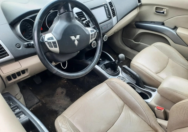 Mitsubishi Outlander cena 9900 przebieg: 268000, rok produkcji 2008 z Konin małe 29